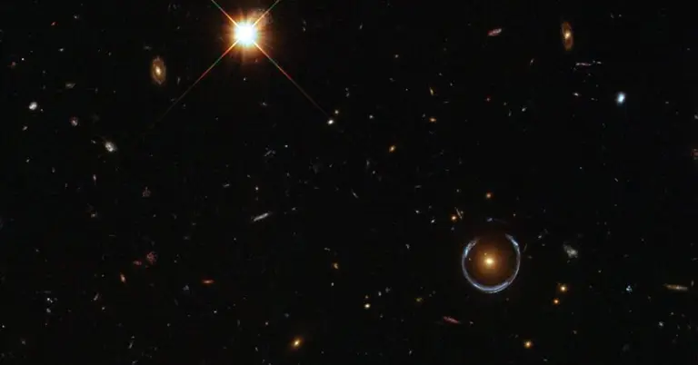 ব্ল্যাক হোল